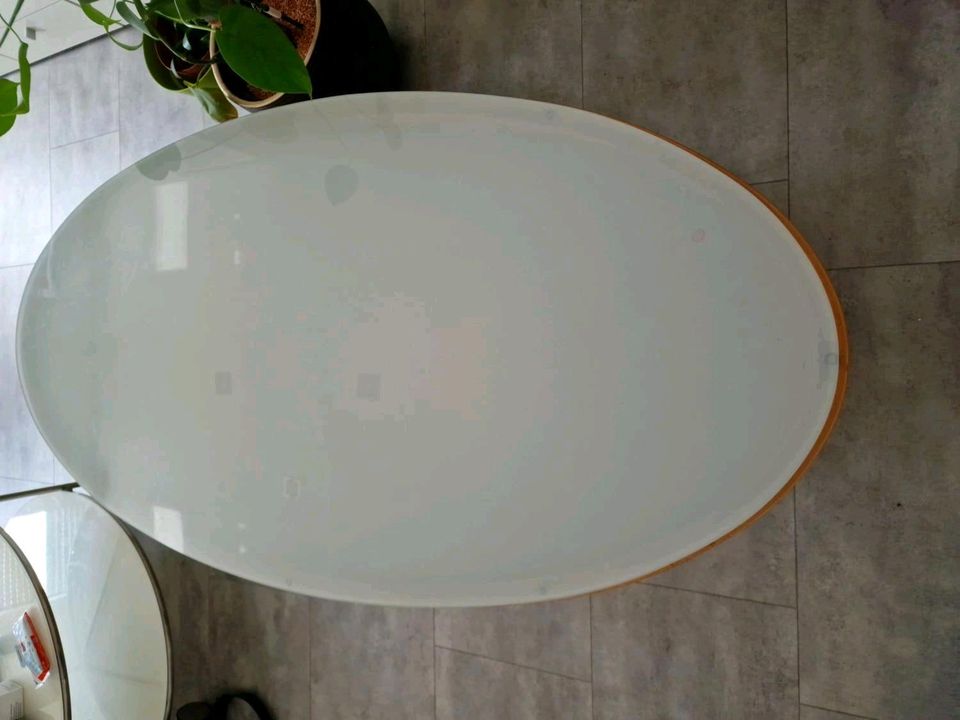 IKEA Couchtisch oval  Echtholz Buche Milchglas 140 cm in Riedstadt