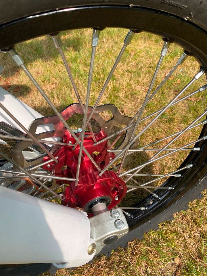 AJP SPR 310 R Enduro Modelljahr 2024 in Bielefeld