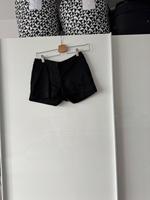 Kurze Hose/SchickeHose schwarz Gr. 34 Saarland - Dillingen (Saar) Vorschau