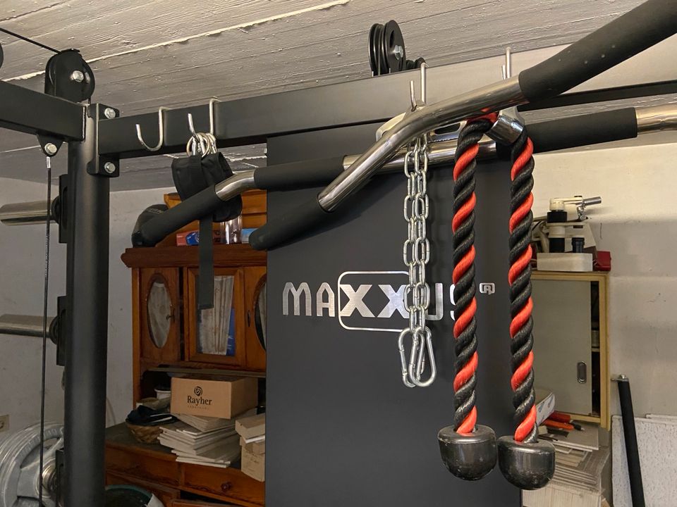 Multipresse 10.1 von Maxxus mit vielen Gewichten - guter Zustand in Bensheim