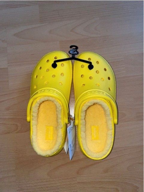 CROCS gr 38/39  Gefüttert Unisex Pelzfutter  Clogs in Osnabrück