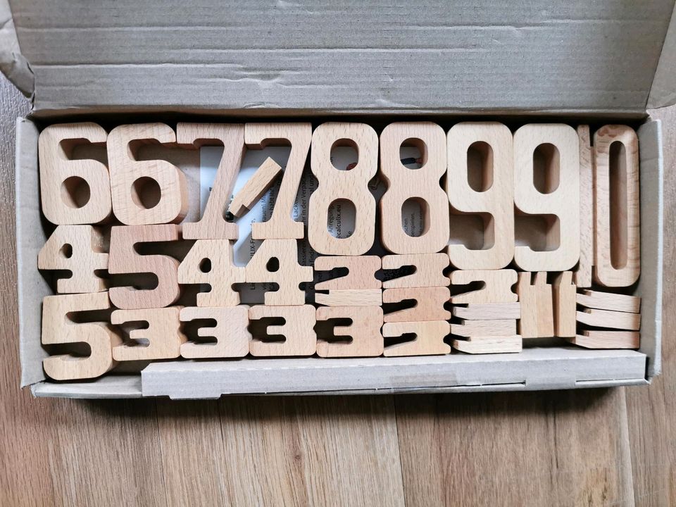 Calculix Mini Starter Set 34 Zahlenbausteine Holz massiv Ma5he in Wiesbaden