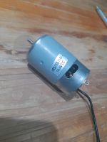 RC Elektro Motor 14,4 V Nordrhein-Westfalen - Troisdorf Vorschau