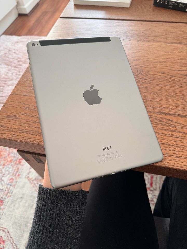 iPad Air 2 Wi-Fi Cellular 64 GB Space Grey in Hamburg