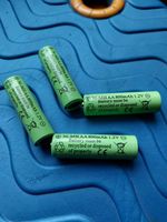 4 Akkus Ni-MH AA 800 mAh 1,2 Volt Niedersachsen - Barsinghausen Vorschau