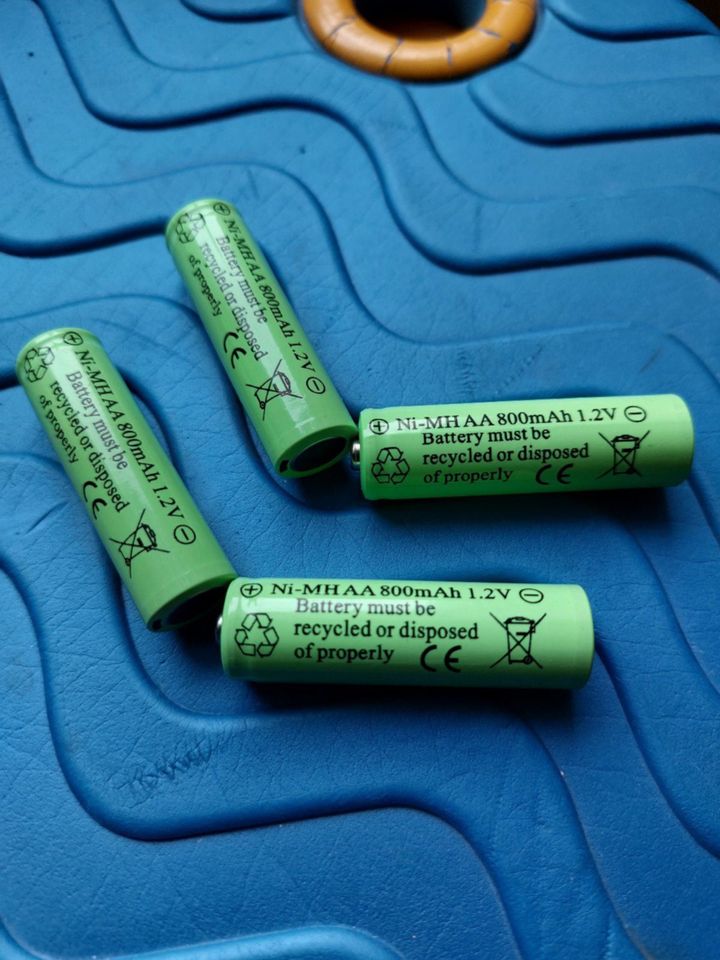 4 Akkus Ni-MH AA 800 mAh 1,2 Volt in Barsinghausen