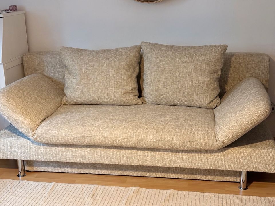 Couch (2-3-Sitzer) mit Schlaffunktion in Peißenberg