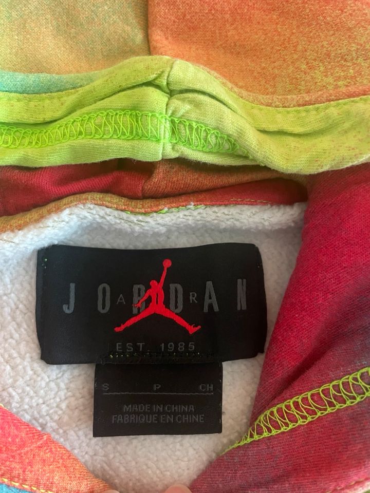 Kapuzen Pullover Jordan & Kani Größe 176/S in Werne