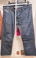 Diesel Herrenjeans LARKEE W38/34 reg straight  TOP Köln - Porz Vorschau