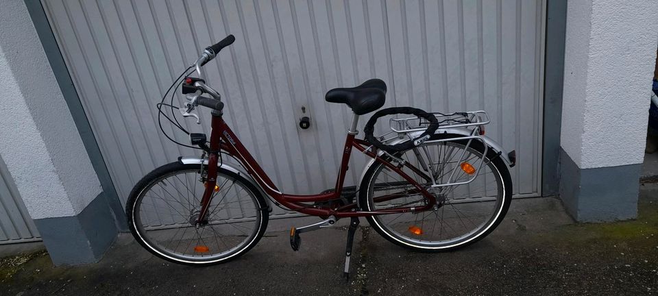 Damen Fahrrad kaum benutzt in Trebur