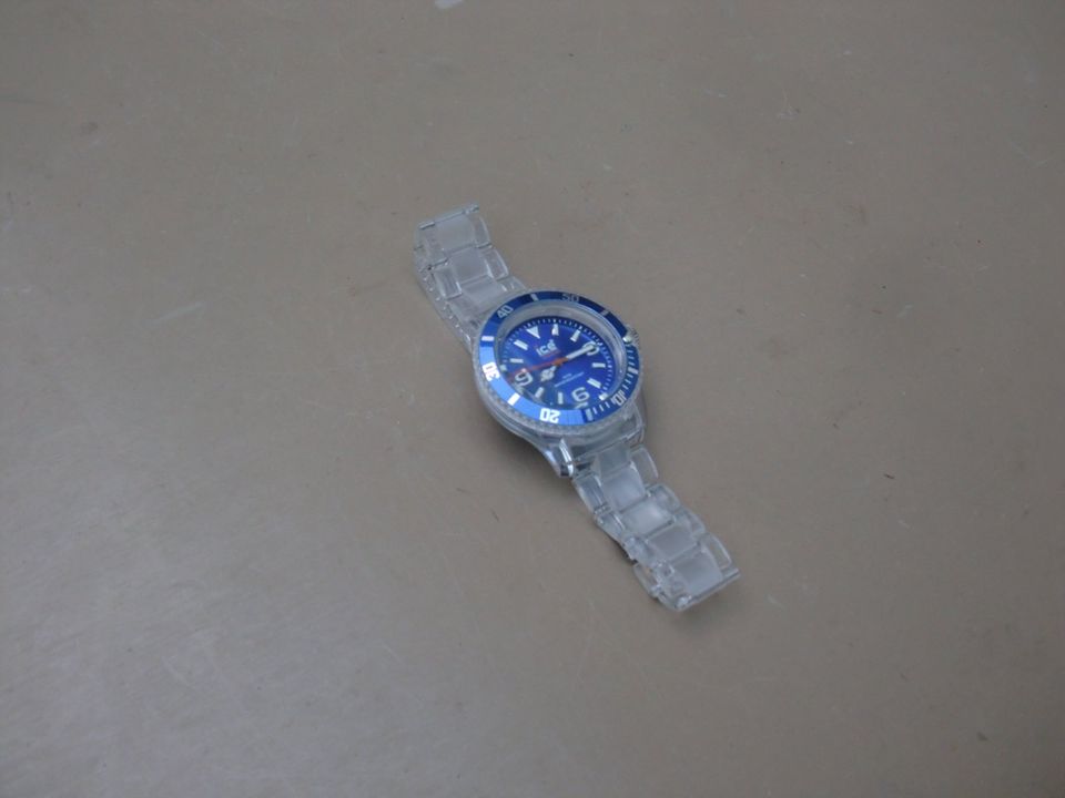 ICE WATCH UHR DAMENUHR DURCHSICHTIG FARBLOS > FUNKTIONSTÜCHTIG < in Viernau