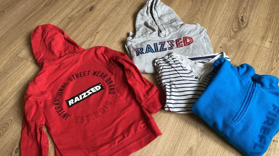 Tolle Raizzed und Firefly hoodies pullis gr 122 in Erwitte