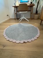 Knitting Teppich gehäkelt hellgrau 100c Kinderzimmer Neu waschbar Saarland - Neunkirchen Vorschau
