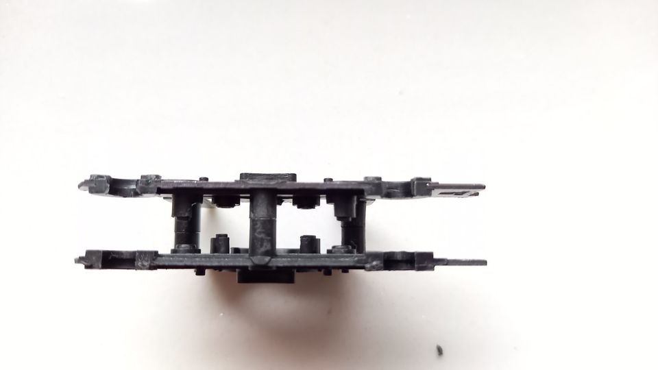 Drehgestellrahmen R+L E 11/ E 42 / E 44 usw. H0 PIKO DDR (1) in Parthenstein (bei Grimma)