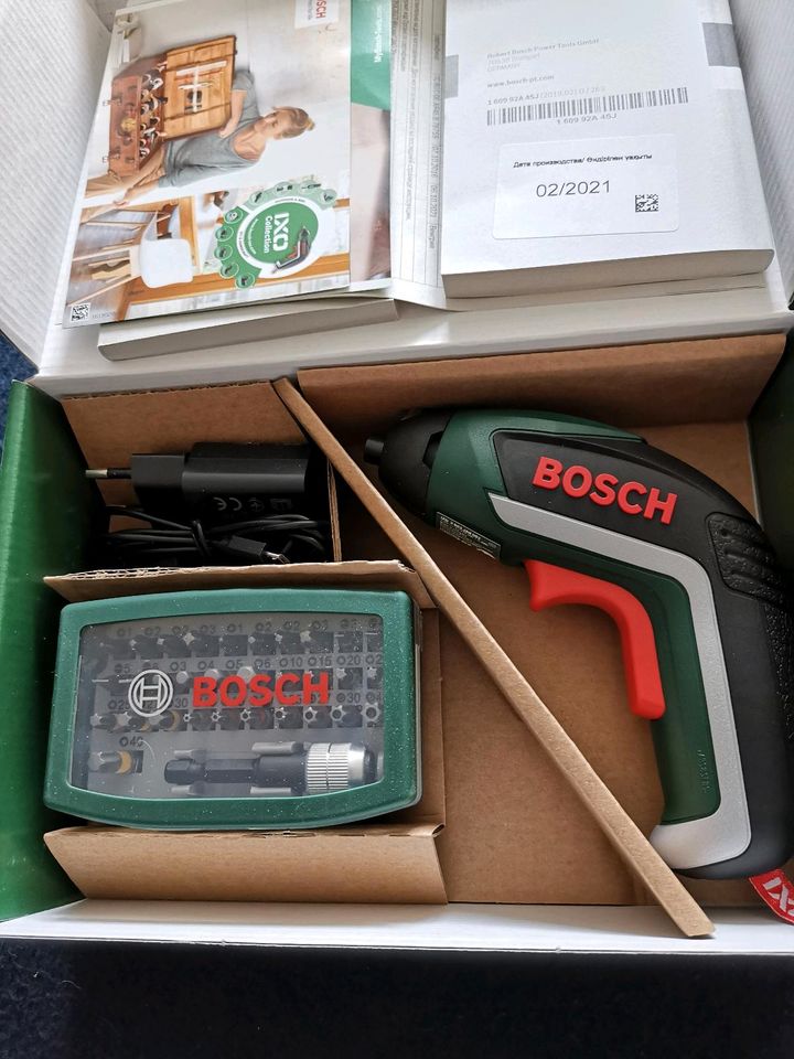 BOSCH IXO + EXTRA neu in Arnsberg