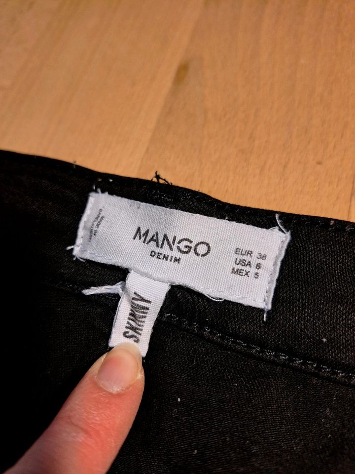 Mango Jeans used look schwarz skinny slimfit 38 in Emmendingen