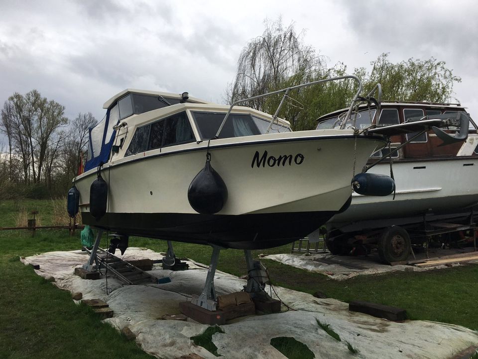 **GFK Kajüt-Motorboot*BIRCHWOOD HT 22 mit Volvo Penta Z Antrieb** in Hamburg