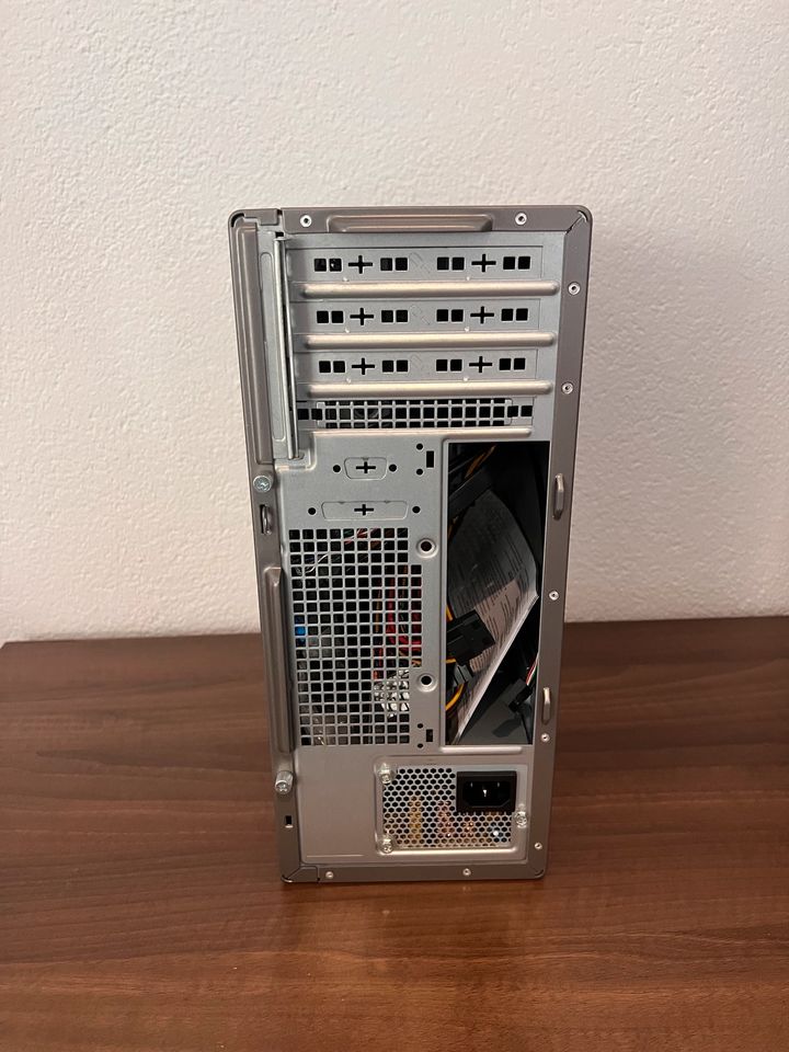 PC Gehäuse ITX CHIEFTEC Uni BS-10G Mini Tower inkl. 350W Netzteil in Pforzheim