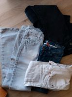 4 Jeans Größe xs blau schwarz weiß Set Paket Hosen Hessen - Waldbrunn Vorschau