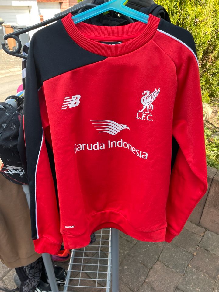 New Balance Liverpool Sweater in Langenlonsheim