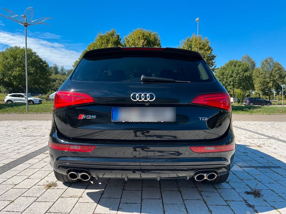 Audi SQ5 competition plus in Esslingen