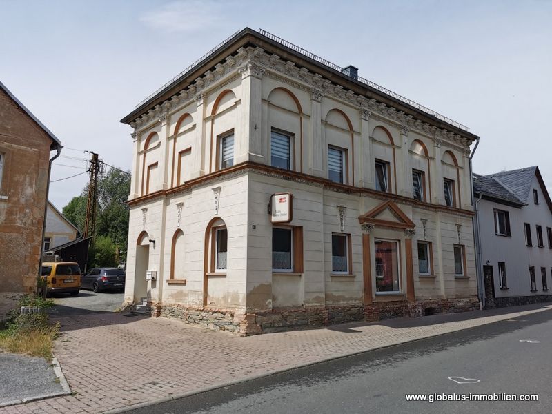 Stadtvilla mit Gewerbeeinheit in Langenwetzendorf