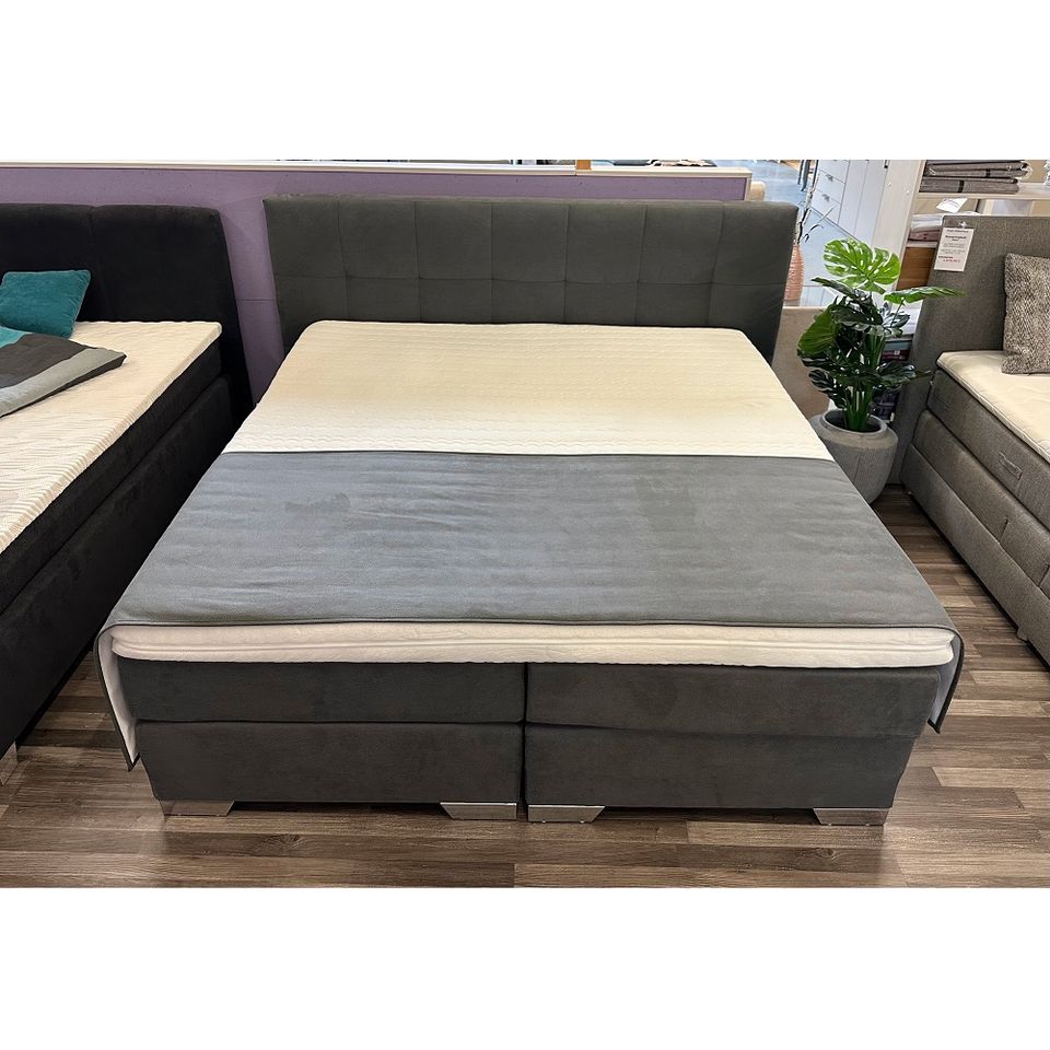 Boxspringbett inkl. Topper, 180x200cm, anthrazit, NEUWARE in Langenhorn