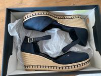 Sandalen mit Keilabsatz Leipzig - Thekla Vorschau
