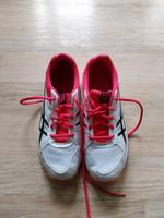 oasics sportschuhe Größe 40 kaum getragen Nordrhein-Westfalen - Wiehl Vorschau