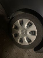 Opel Adam Winterkompletträder 185/65 R15 88T auf Stahlfelgen Baden-Württemberg - Sindelfingen Vorschau