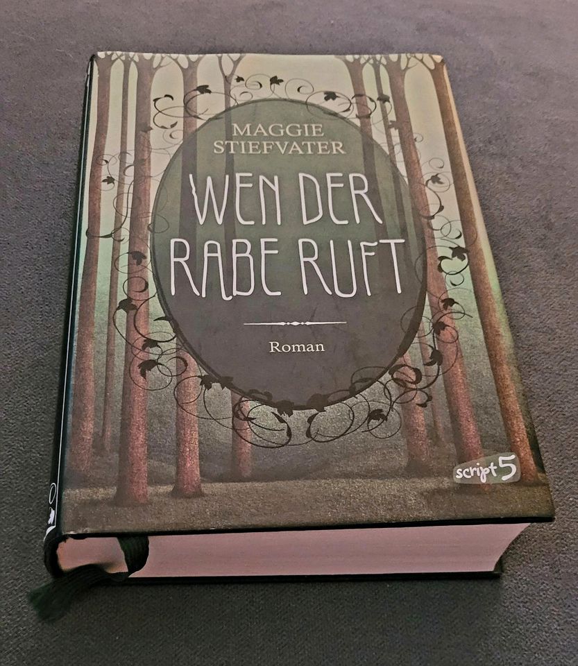 WEN DER RABE RUFT MAGGI STIEFVATER RAVEN BOYS in Göttingen