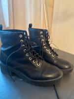 Boots von H&M Rheinland-Pfalz - Langsur Vorschau