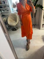 Neues orangenes Satin Maxikleid gr xs Only Schleswig-Holstein - Rendsburg Vorschau