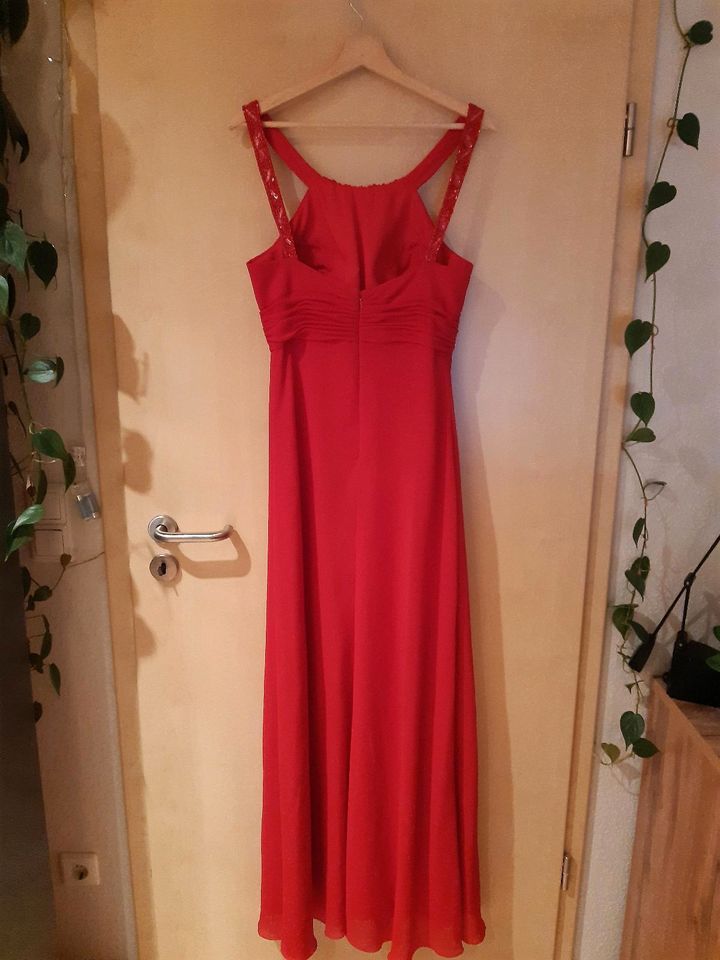 Festliches Kleid rot in Bergen