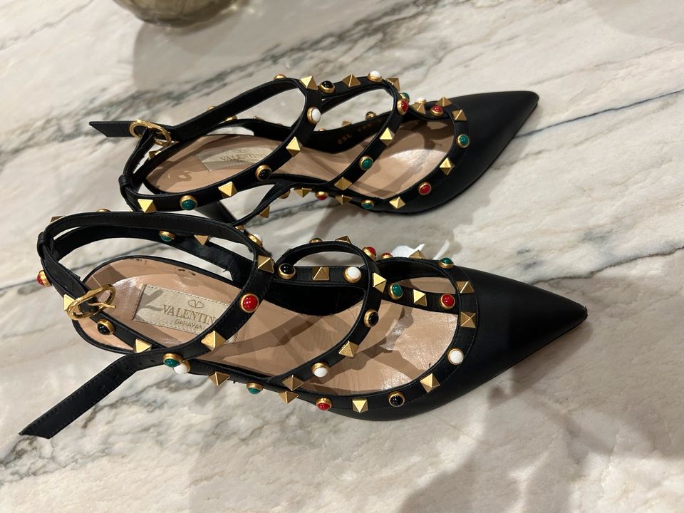 Valentino Garavani Rockstud Pumps in Berlin