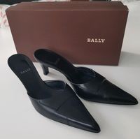 Bally Damenschuhe schwarz Gr. 39,5/ 6,5 Baden-Württemberg - Bietigheim Vorschau