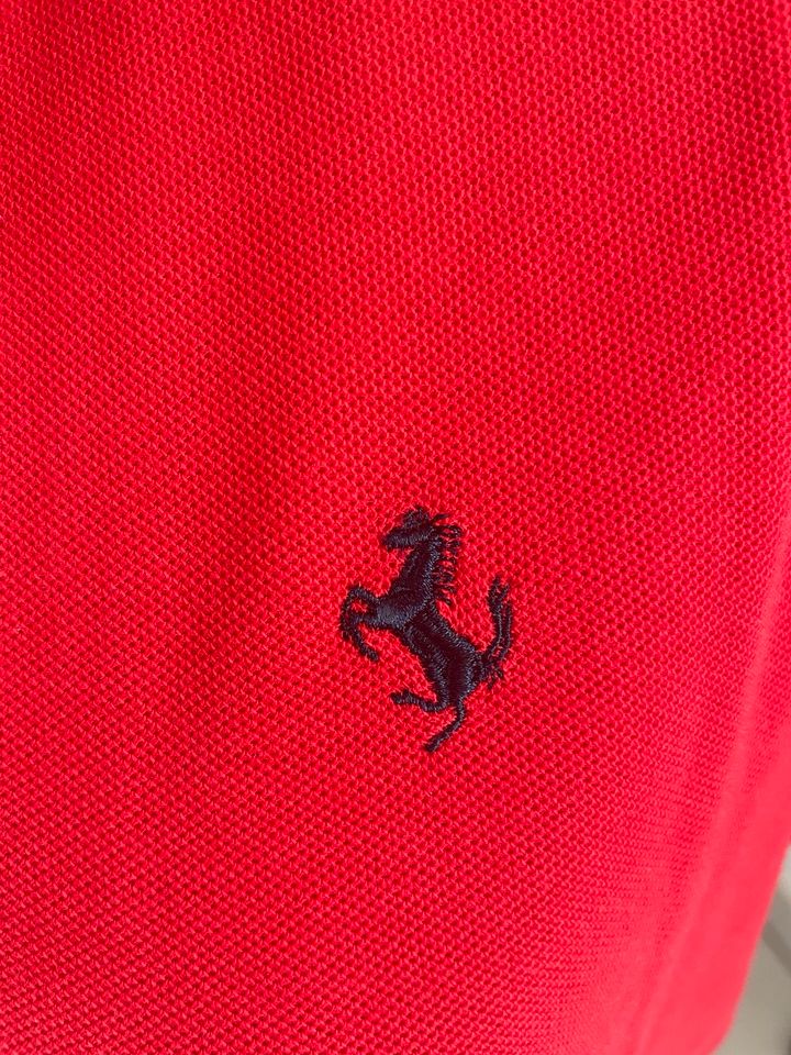 Original Ferrari Poloshirt Gr. M rot einmal getragen in Hattingen