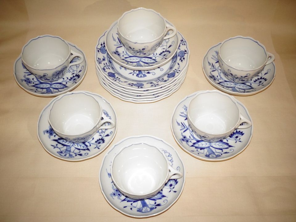 MEISSEN Zwiebelmuster Kaffeeservice 18-tlg.( 20 cm Kuchenteller ) in Hof (Saale)