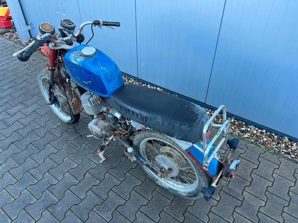 MZ TS125 TS 125 Motorrad DDR 1980 150 250 M75 in Osterweddingen