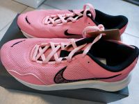 Nike Legend Essential 3, Sportschuhe, Gr. 40 *neu* Bochum - Bochum-Nord Vorschau