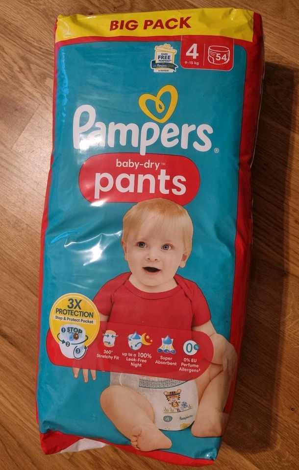 Big Pack Pampers Baby Dry Pants Größe 4 in Dresden