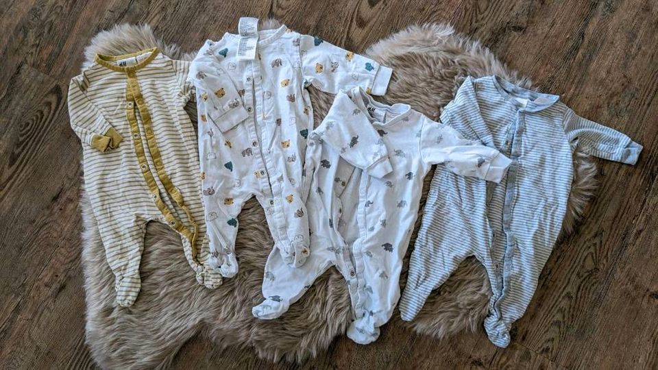 Babykleidung in  Größe 56 im Set oder Einzeln in Mettingen