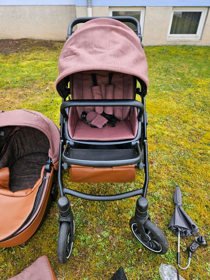 Kinderwagen Anex 3in1 in München