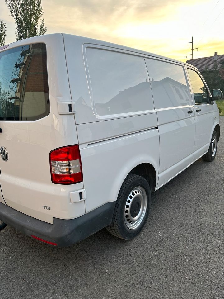 Vw t5 2012 in Ludwigsburg