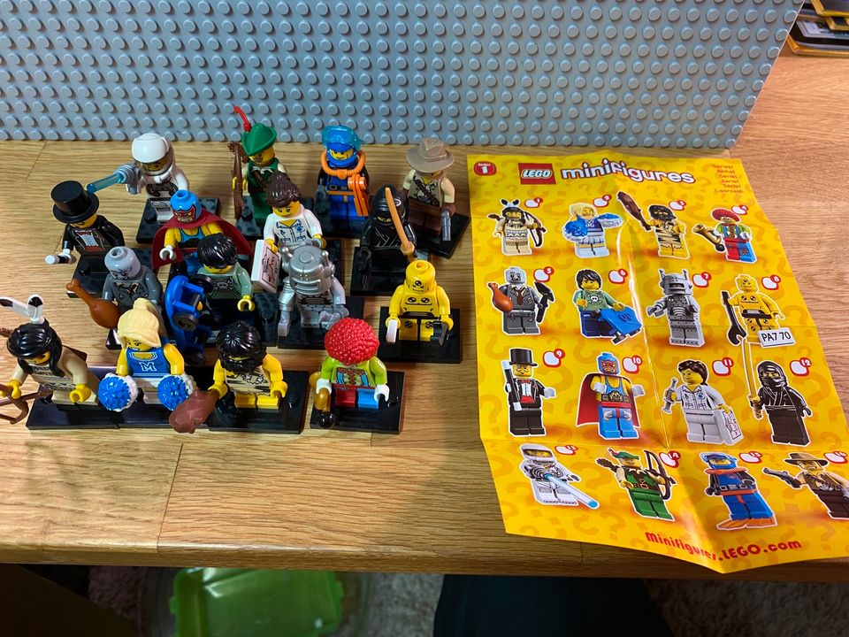 Lego Minifiguren Serien Sammlung  25 Serien in Geiersthal