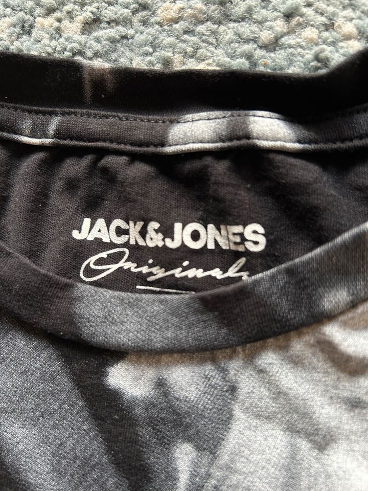 Jack &Jones schwarz weißes Palmen T-Shirt M in Rhede