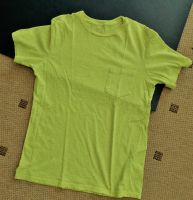 4 T-Shirts Gr. 164 Berlin - Treptow Vorschau