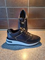 Sneaker schwarz gold neu Nordrhein-Westfalen - Greven Vorschau