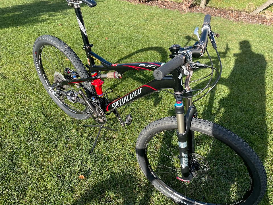 SPECIALIZED Epic Comp, Mountainbike, Fully in Schlierbach