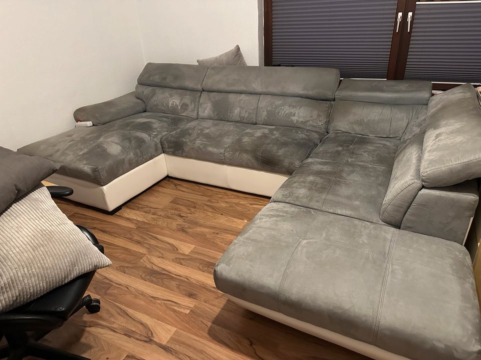 Sofa zu Verkaufen in Wabern